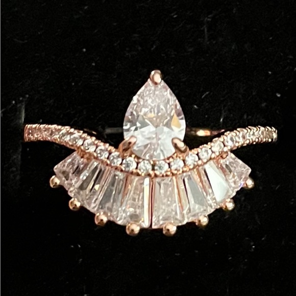 Diamond CZ on rose gold plating - Picture 1 of 3